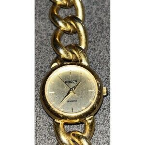 Vintage Gruen Quartz Ladies Watch Chain Link Wristband Gold Tone